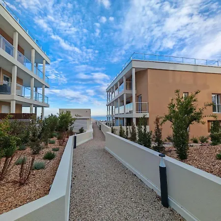 Bel Air New * Villeneuve-Loubet